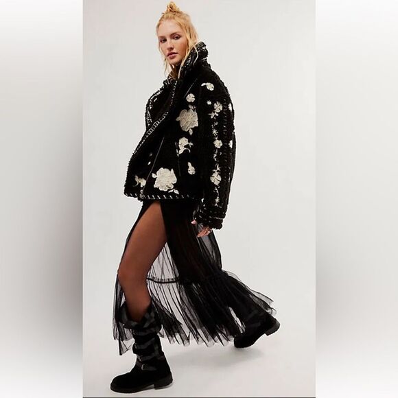 Free People Jackets & Blazers - FREE PEOPLE Maya Sherpa
Jacket size S